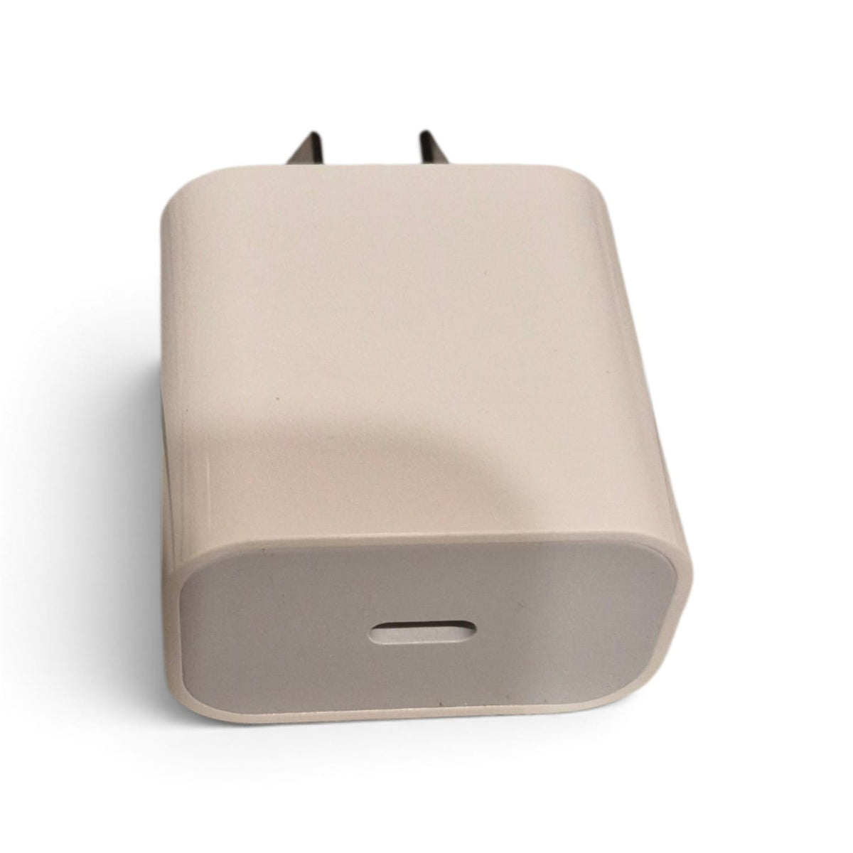 Cargador SOUL 20W con Salida USB-C